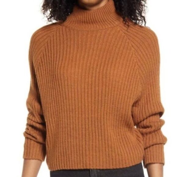 Ten Sixty Sherman Open Back Mock Neck Sweater in Tan Dale size Medium NWT - Picture 1 of 10
